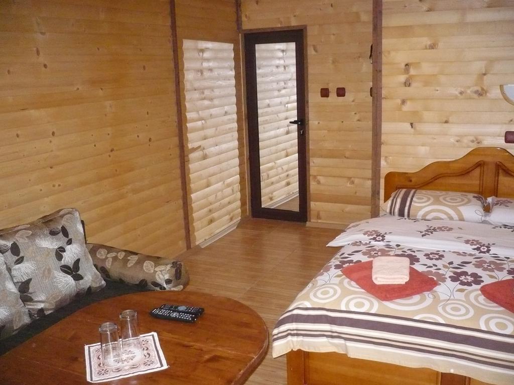 Guest House Chobaka Trigrad Room photo